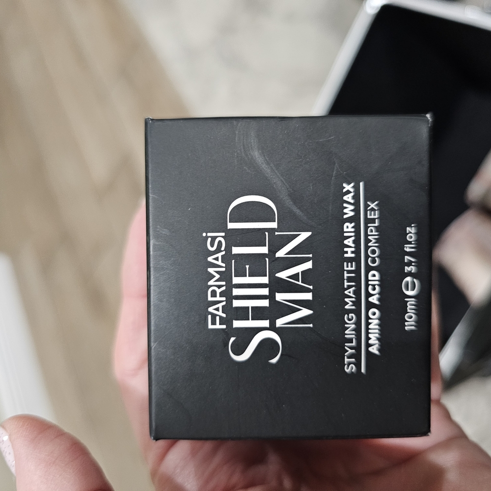 Farmasi Shield Man Styling Matte Hair Wax